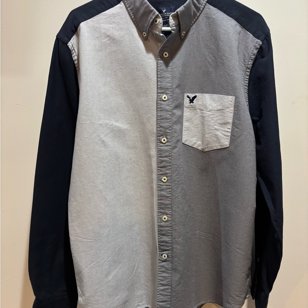 Y2K American Eagle Outfitters Black and Gray Button-Down Shirt